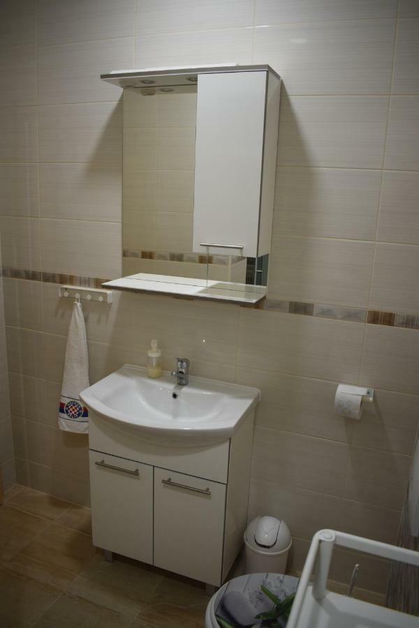 Apartman Đani-Podstrana Apartment Bagian luar foto