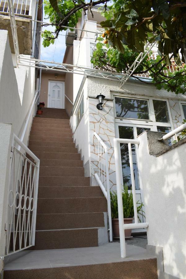 Apartman Đani-Podstrana Apartment Bagian luar foto